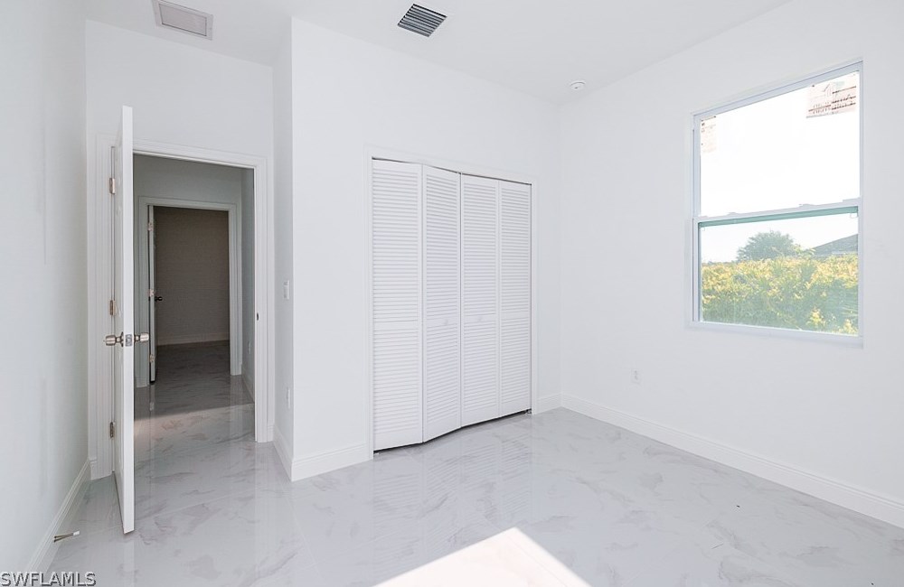 2616 45 St, Lehigh Acres FL 33976-4711 exterior