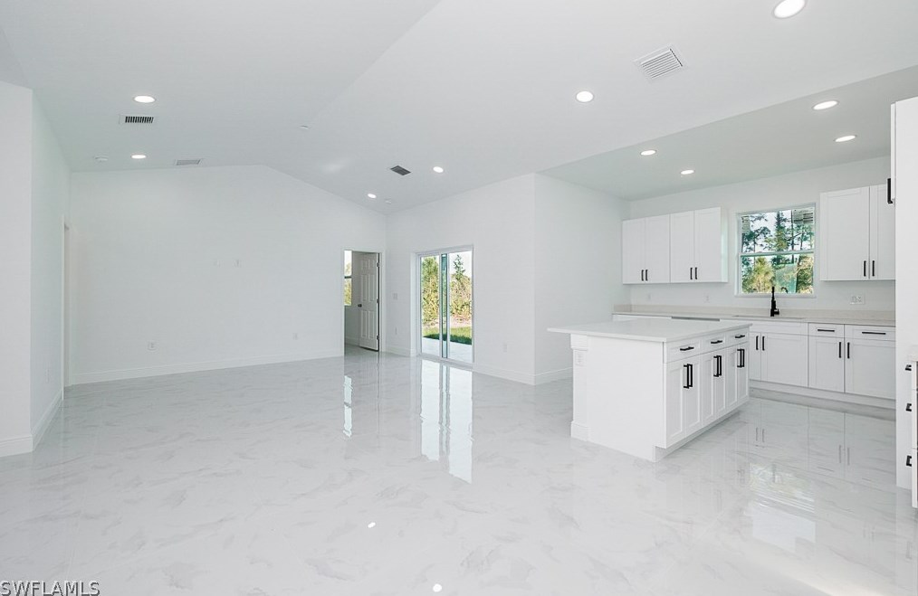 2616 45 St, Lehigh Acres FL 33976-4711 exterior