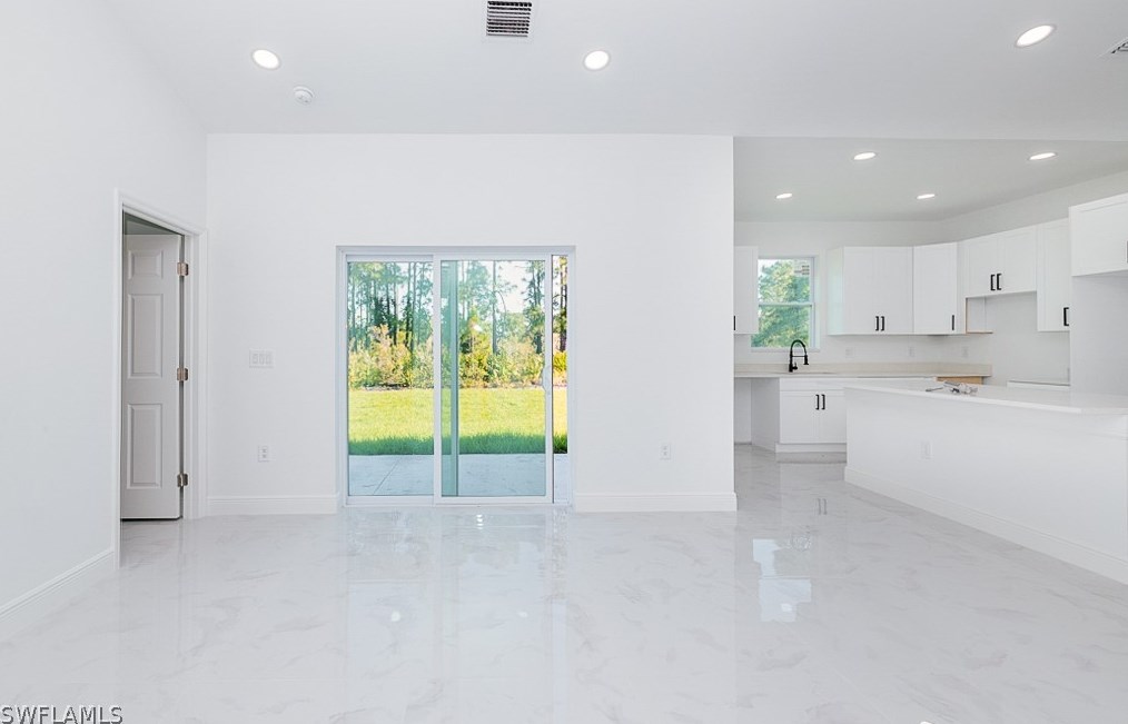 2616 45 St, Lehigh Acres FL 33976-4711 exterior