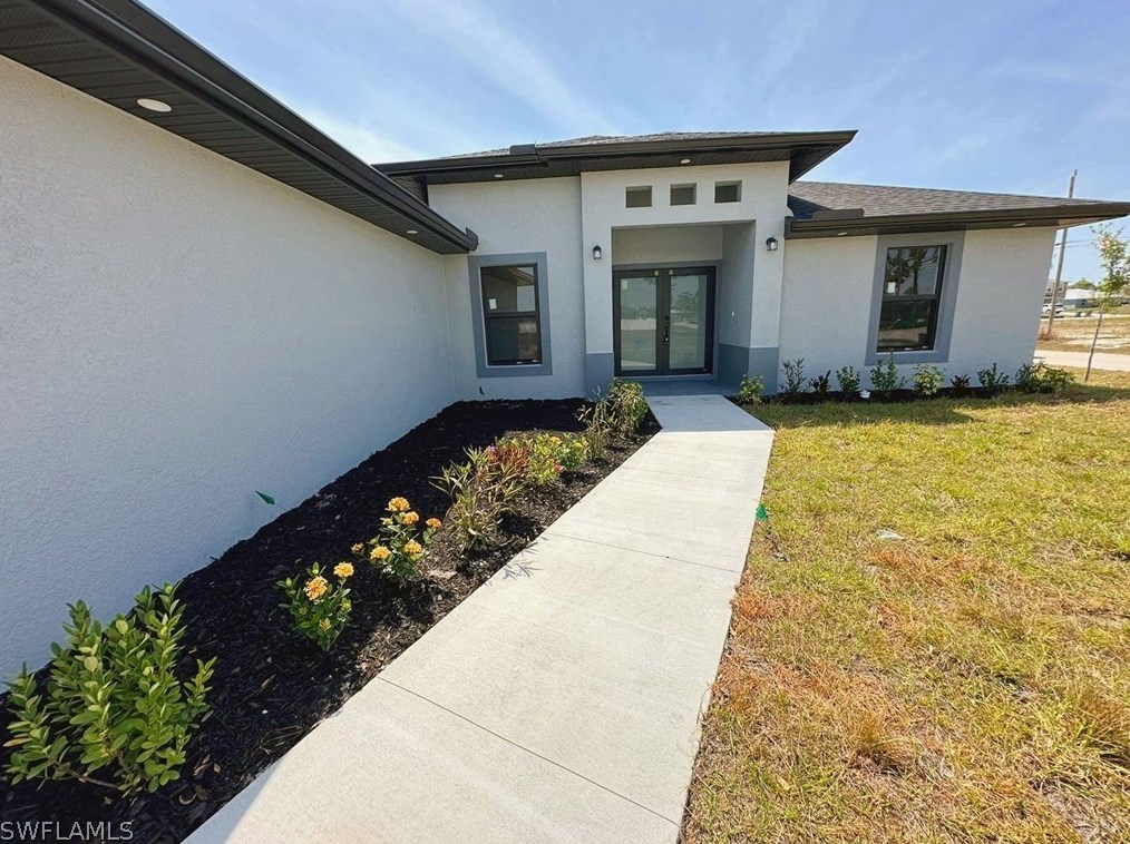 1507 20th St, Cape Coral, FL 33909-0044