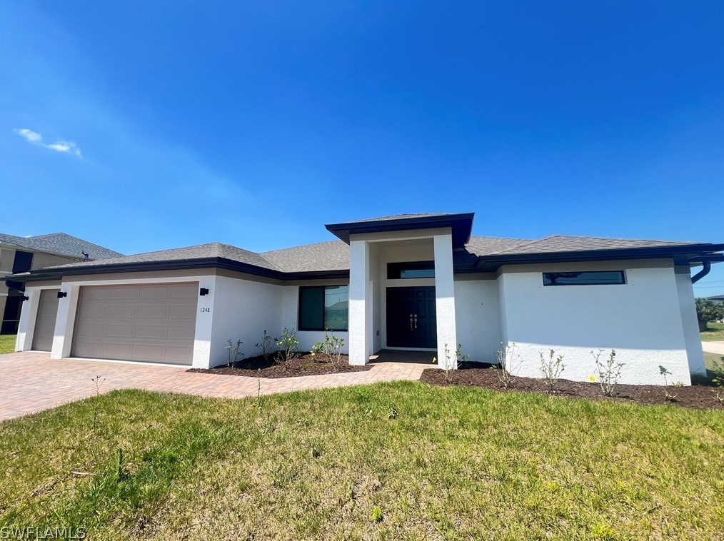 1248 36th Pl, Cape Coral, FL 33993-9323