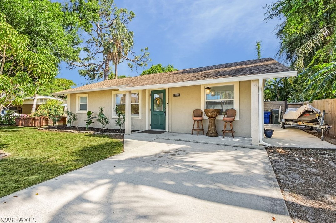 11651 Iona Rd, Fort Myers, FL 33908-2244