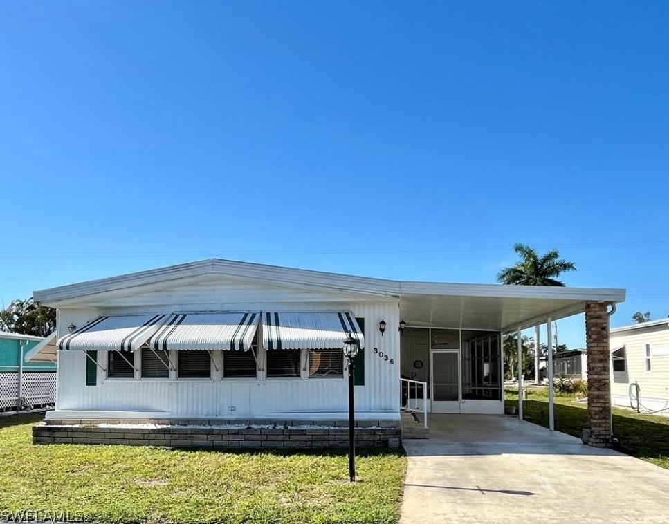 3036 Longview Ln, Fort Myers, FL 33917-1542