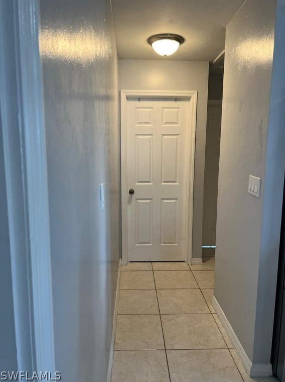 18 Hamlin Ct, Lehigh Acres FL 33936-7211 exterior