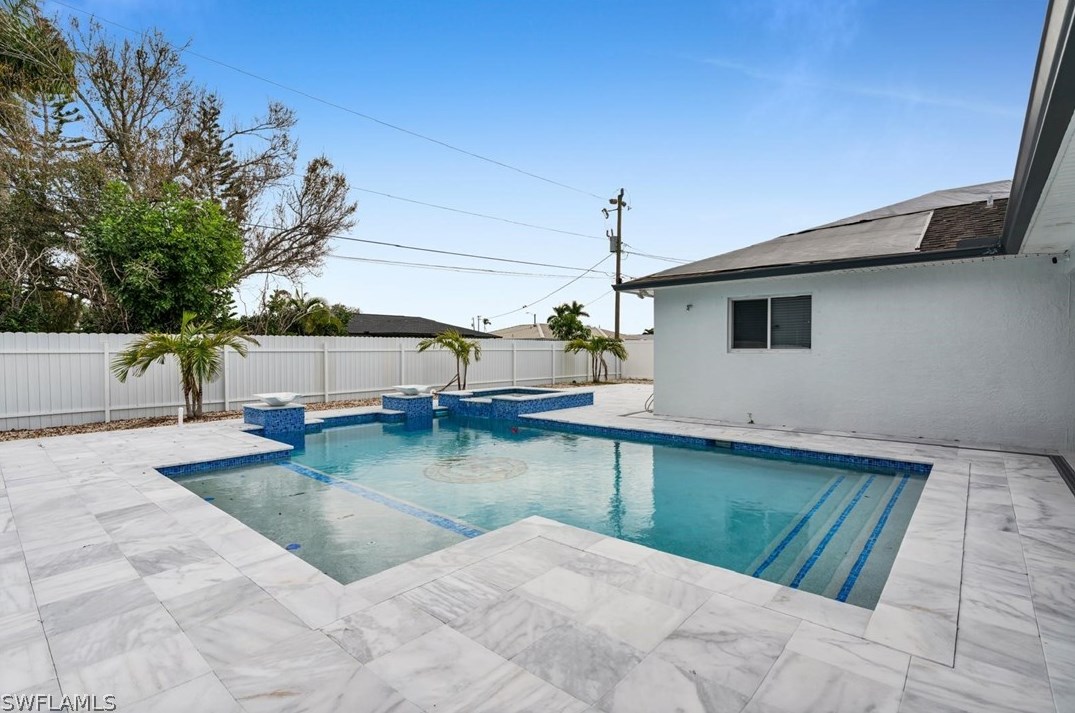2101 Academy Blvd, Cape Coral, FL 33990-2562