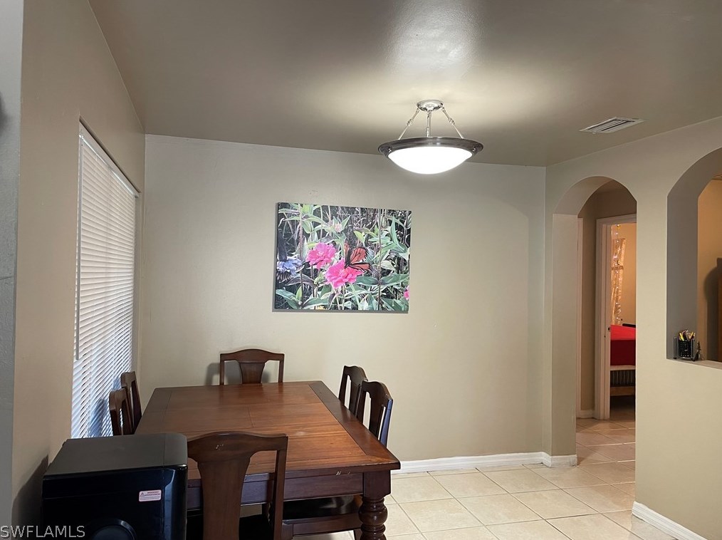 725 Newell St, Lehigh Acres FL 33974-4617 exterior