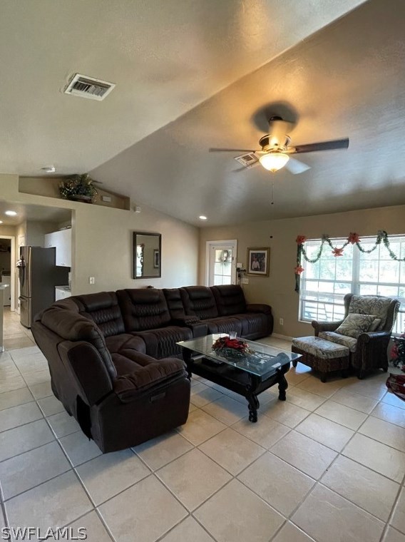 725 Newell St, Lehigh Acres FL 33974-4617 exterior