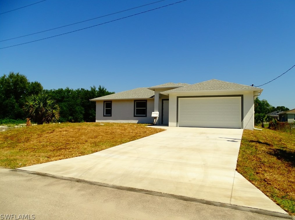 2518 73rd St, Lehigh Acres, FL 33971-0895