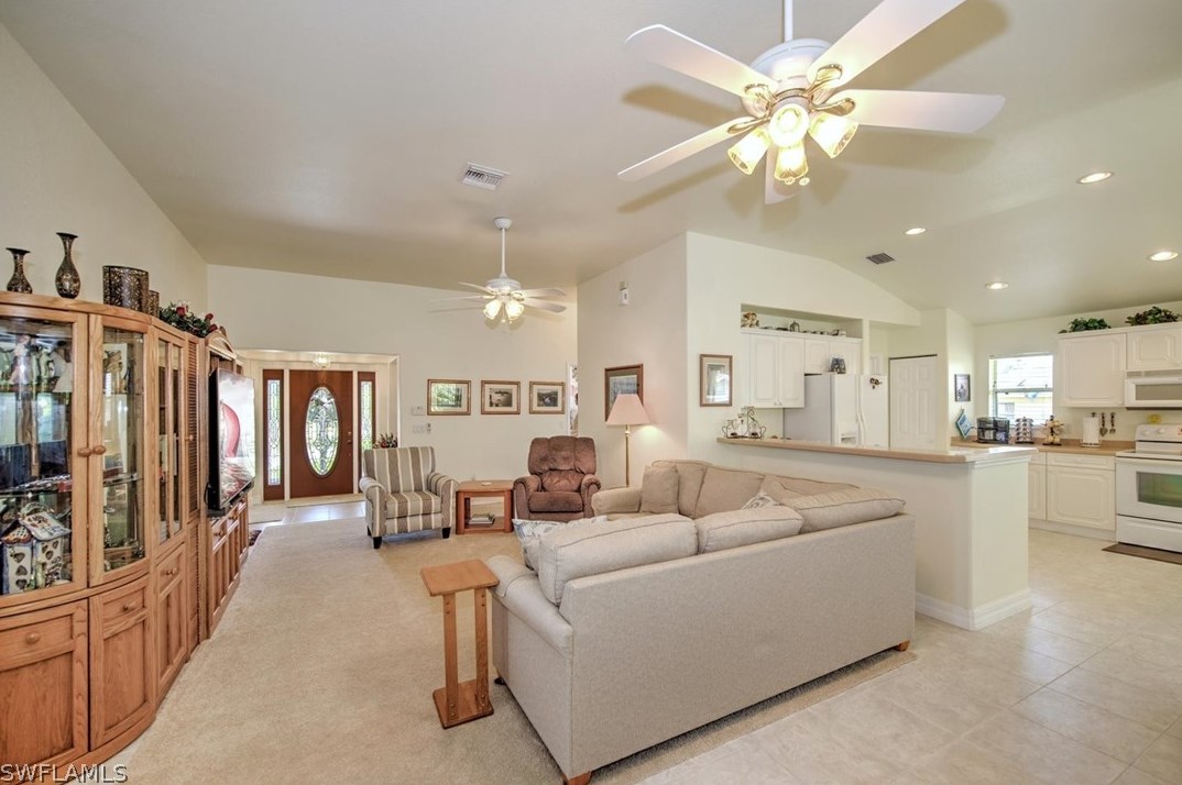 2605 10th St, Lehigh Acres FL  33976-3109 exterior