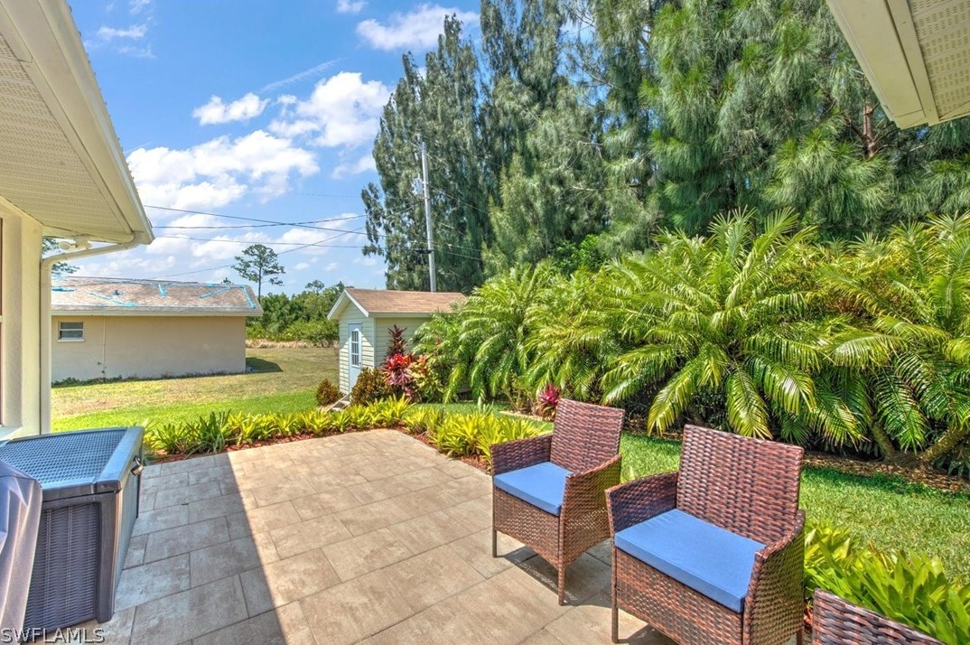 2605 10th St, Lehigh Acres, FL 33976-3109