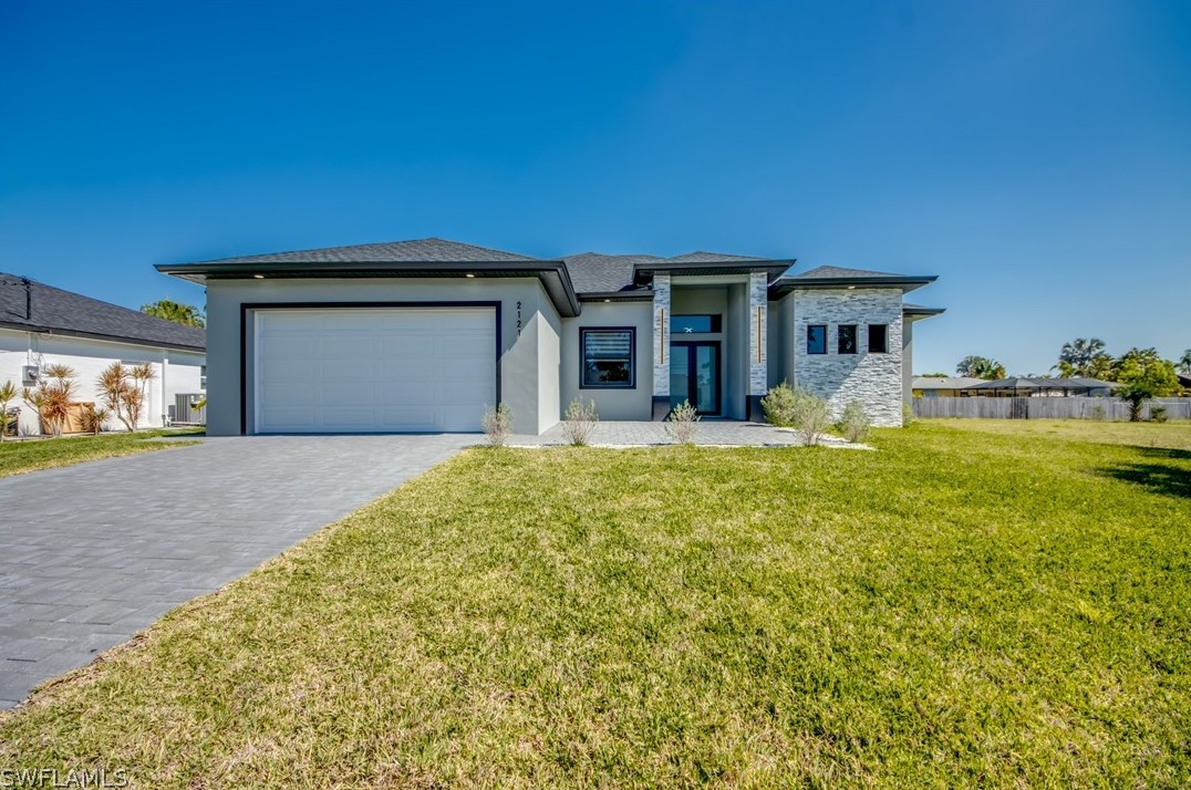 2121 Coral Point Dr, Cape Coral, FL 33990-6803