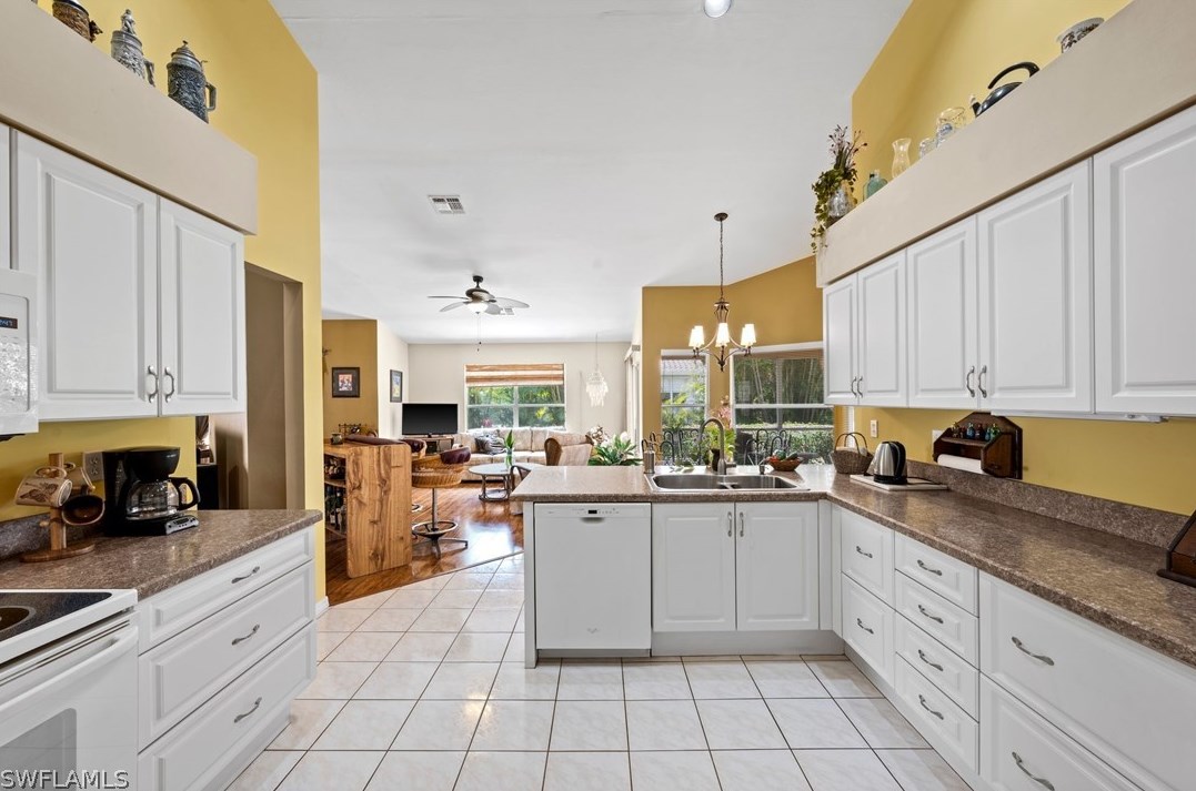 8211 Breton Cir, Fort Myers, FL 33912