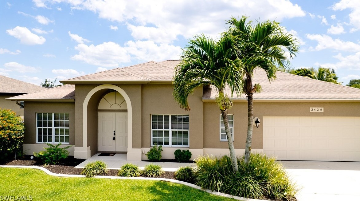 3428 2nd Ln, Cape Coral, FL 33991-1000
