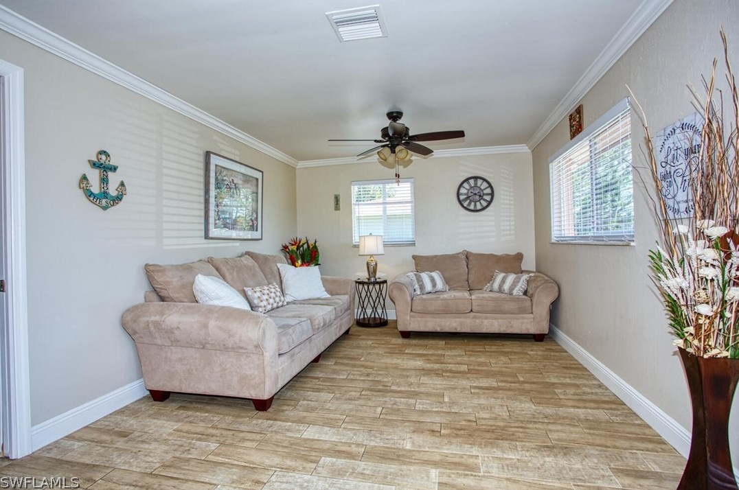 6653 Tropicana Dr, Fort Myers, FL 33919-6319