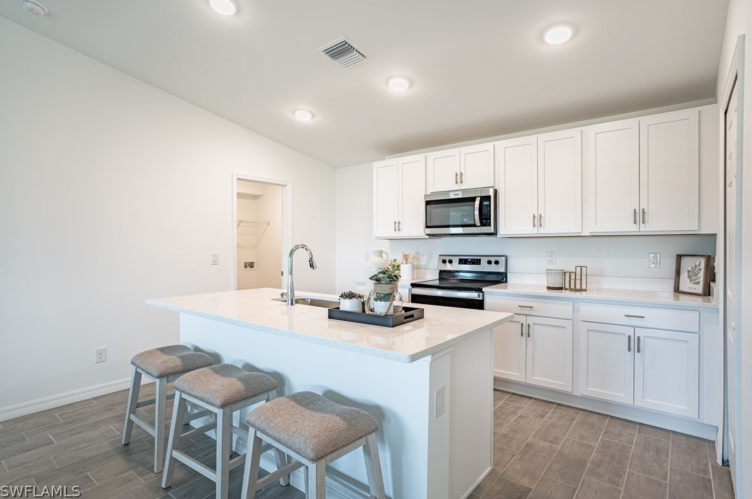 2549 21st Pl, Cape Coral, FL 33904-3270