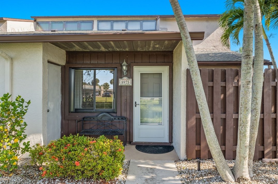 8975 Somerset Blvd, Fort Myers, FL 33919-4864