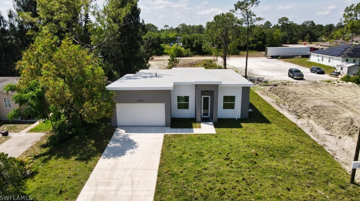 3705 35th St, Lehigh Acres, FL 33976-4210
