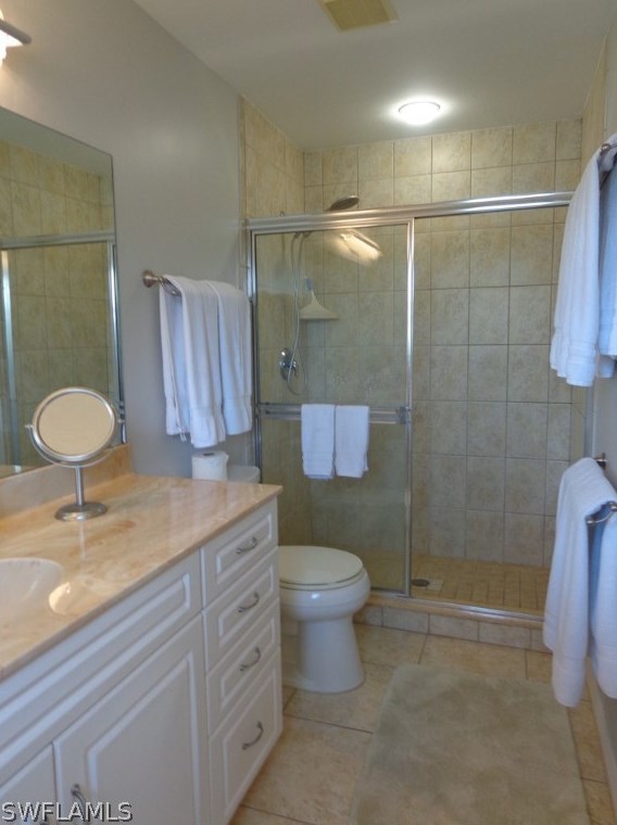 426 Palermo Cir, Fort Myers Beach FL  33931-2726 exterior