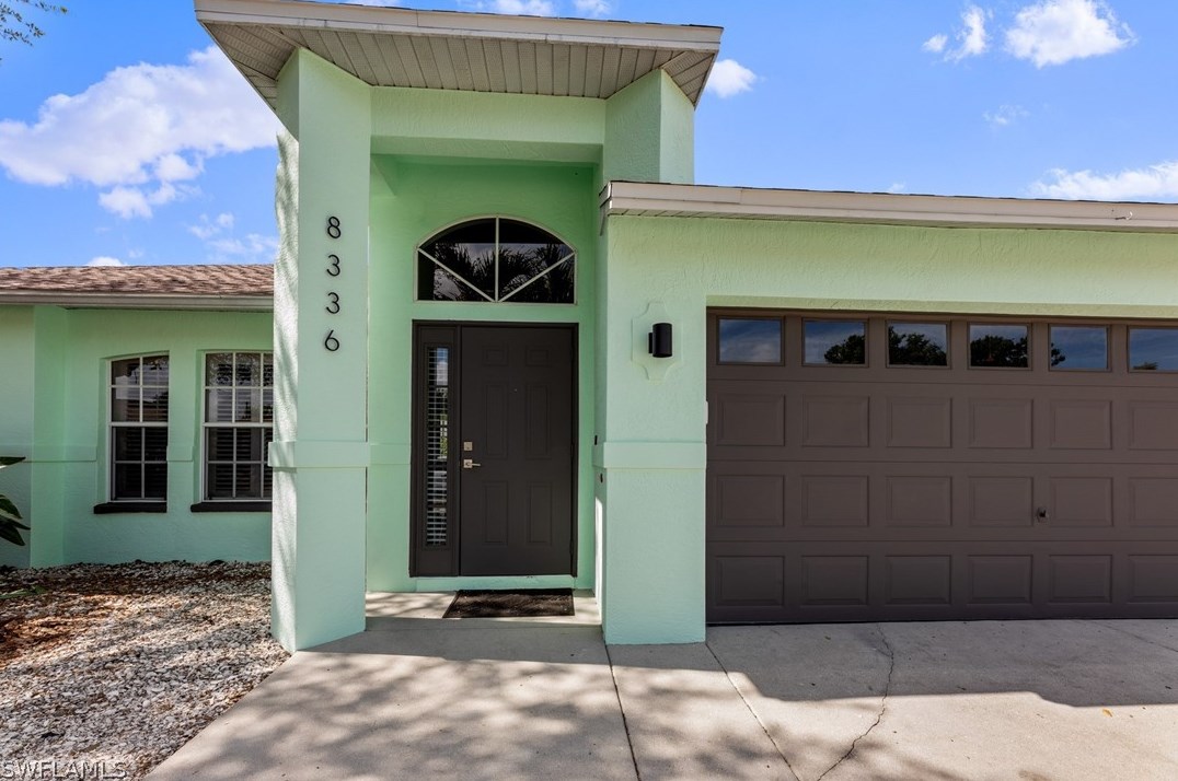 8336 Bahamas Rd, Fort Myers, FL 33967-2636