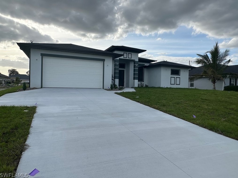3420 21st Ter, Cape Coral, FL 33993-3636