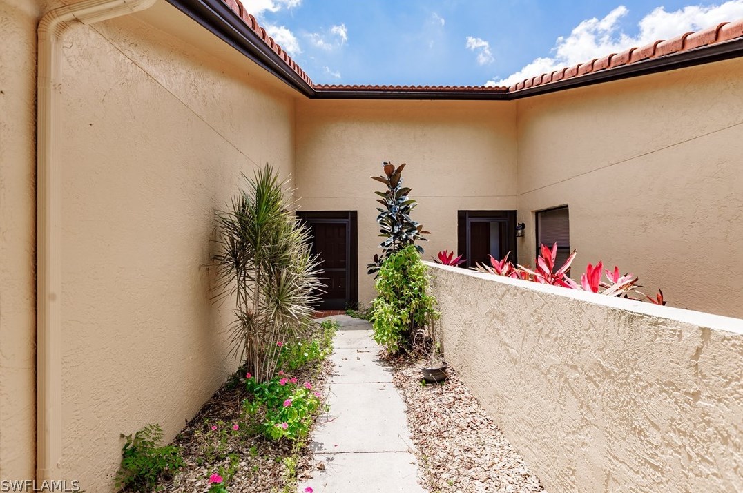 5294 Concord Way, Fort Myers, FL 33907-7831