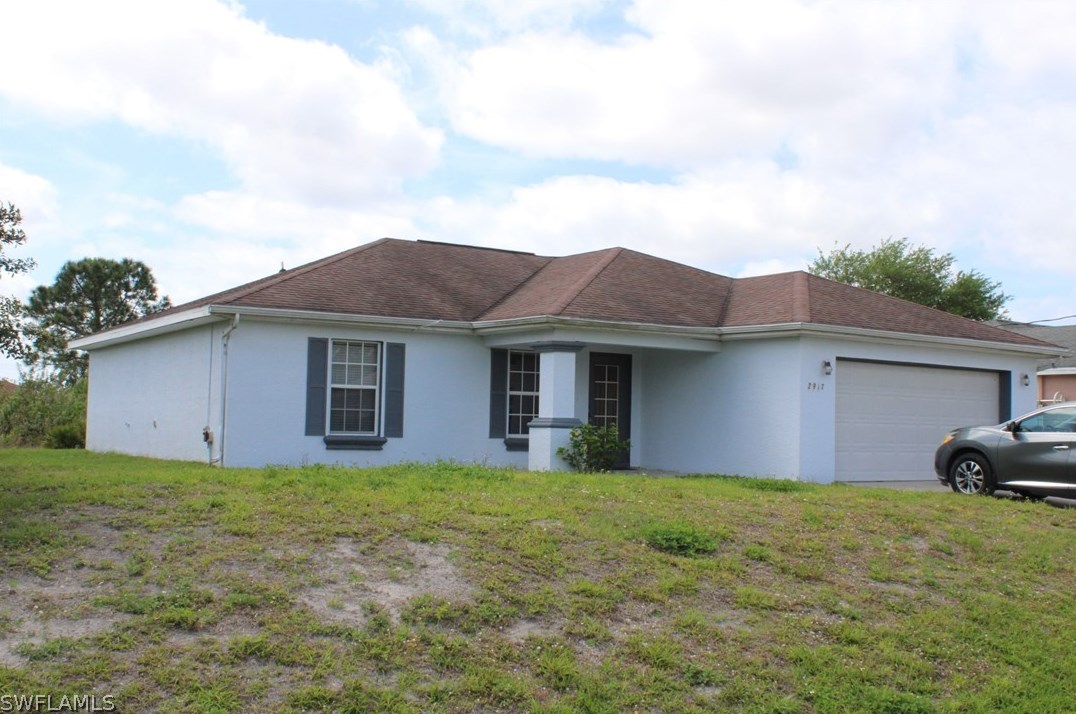 2917 44th St W, Lehigh Acres, FL 33971
