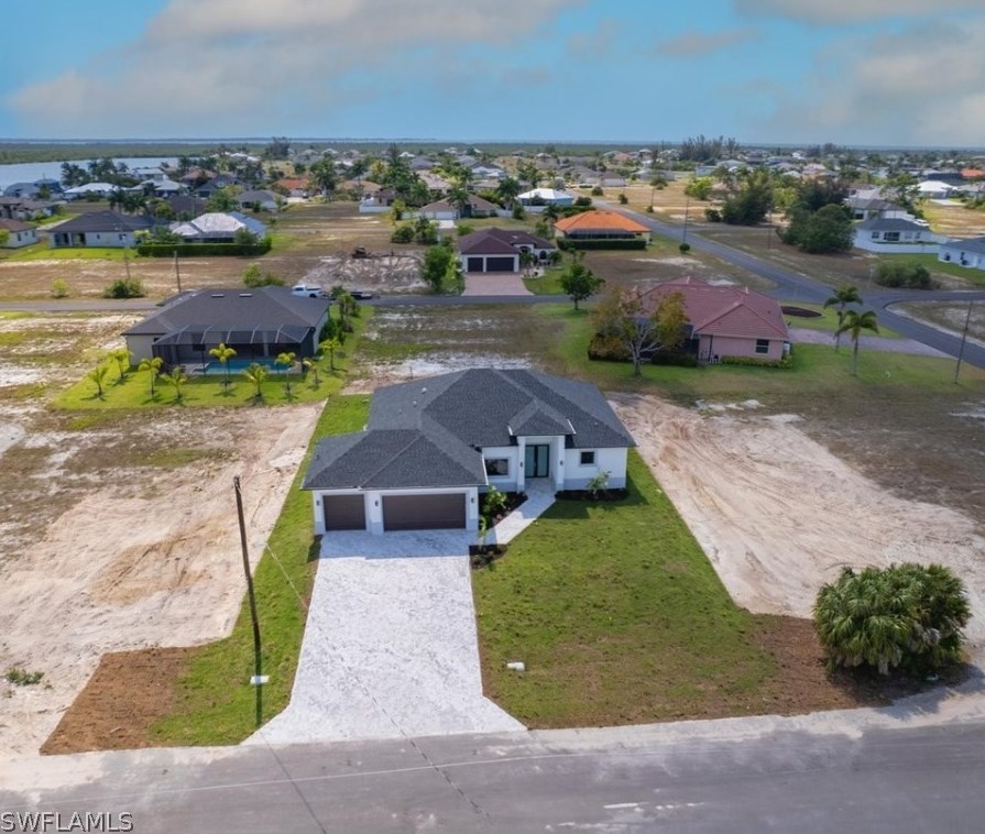 2728 41st Ave, Cape Coral, FL 33993-8031