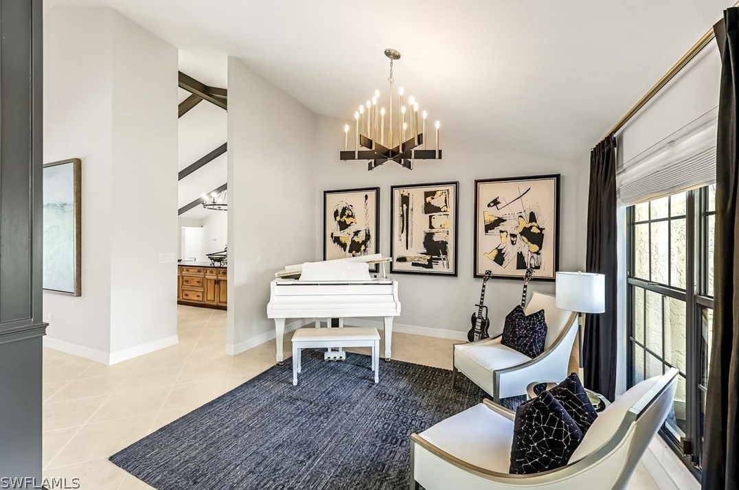 811 Bentwood Dr, Naples FL 34108-8204 exterior