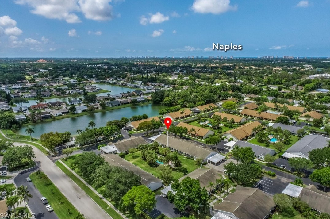 10738 William Ct, Naples, FL 34109-7306
