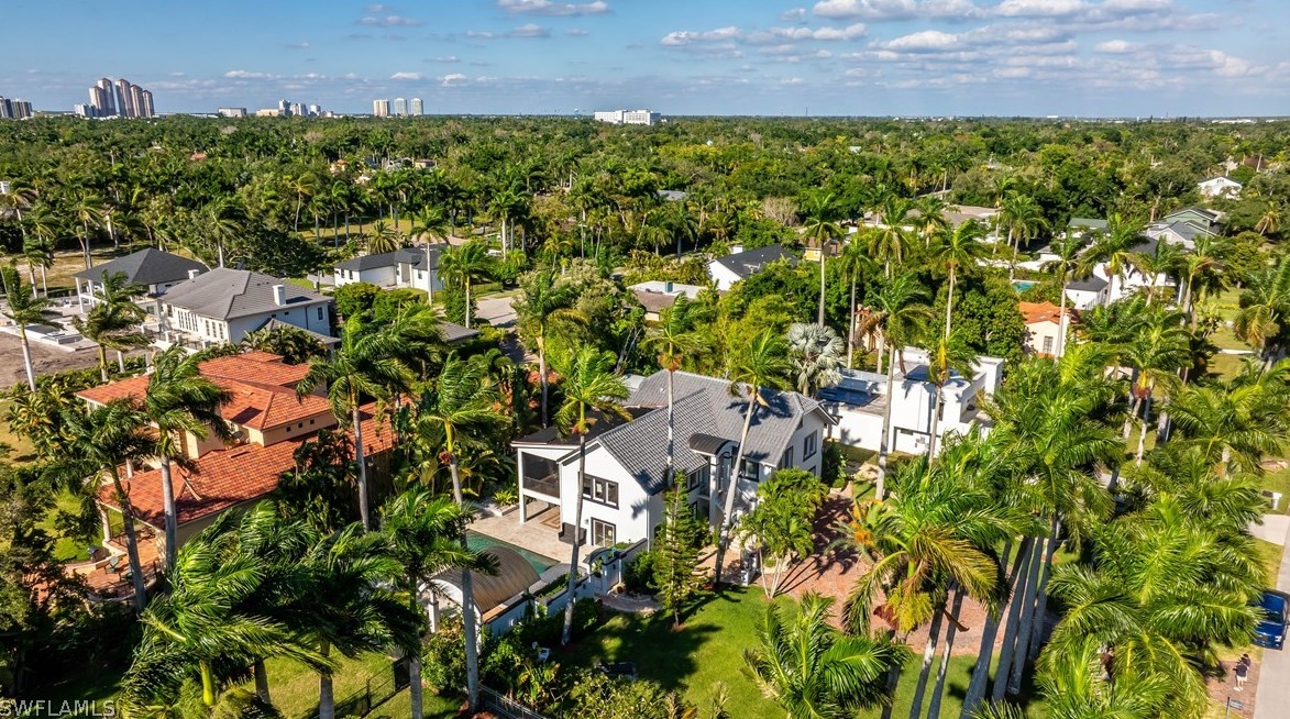 1205 Caloosa Dr, Fort Myers FL 33901-6715 exterior