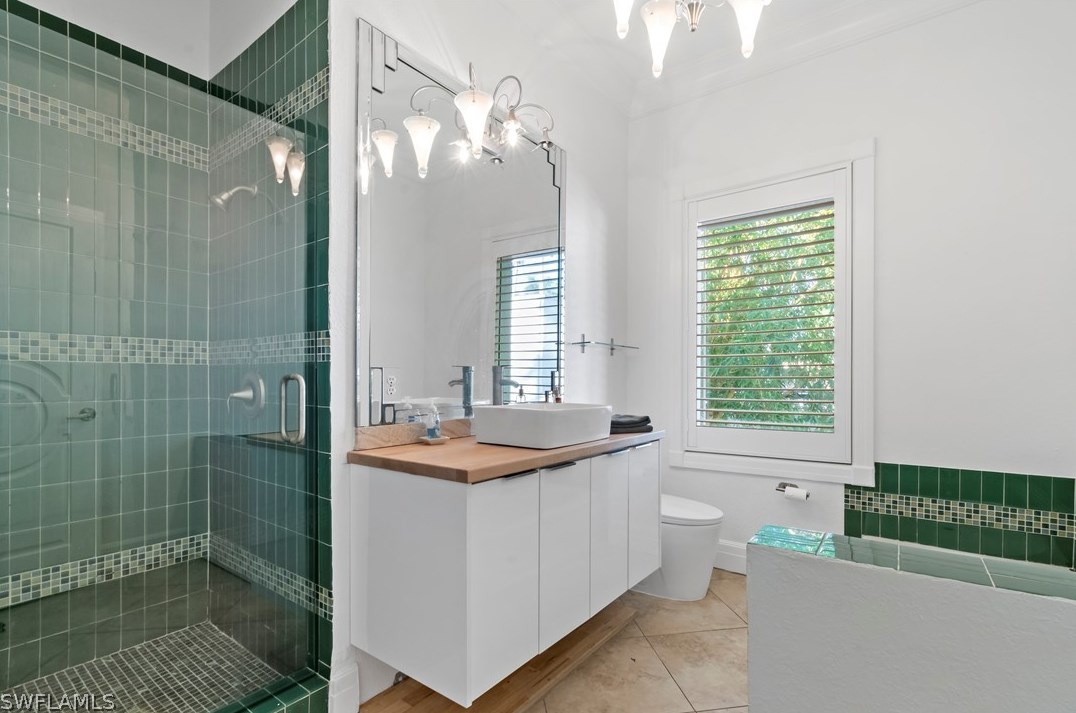 1205 Caloosa Dr, Fort Myers FL 33901-6715 exterior