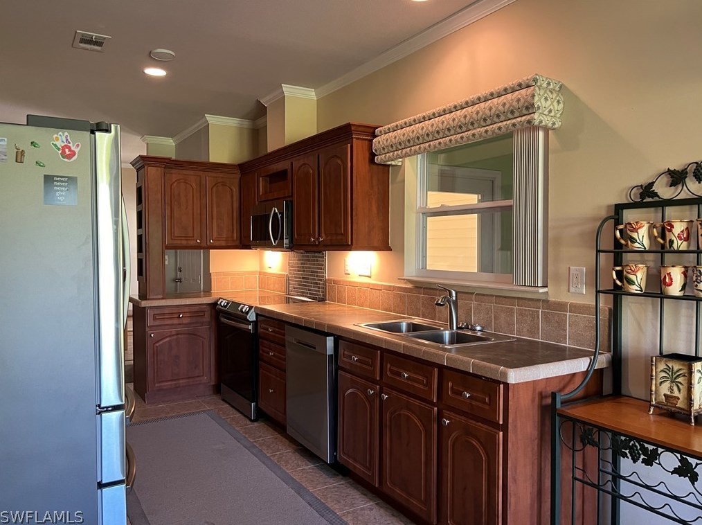 14502 Lara Cir, Fort Myers, FL 33917-9031