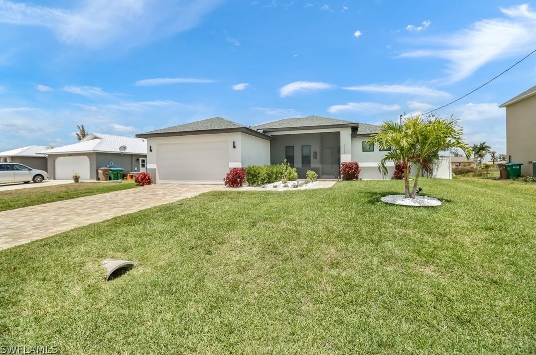 2237 4th Ct, Cape Coral, FL 33991-4315