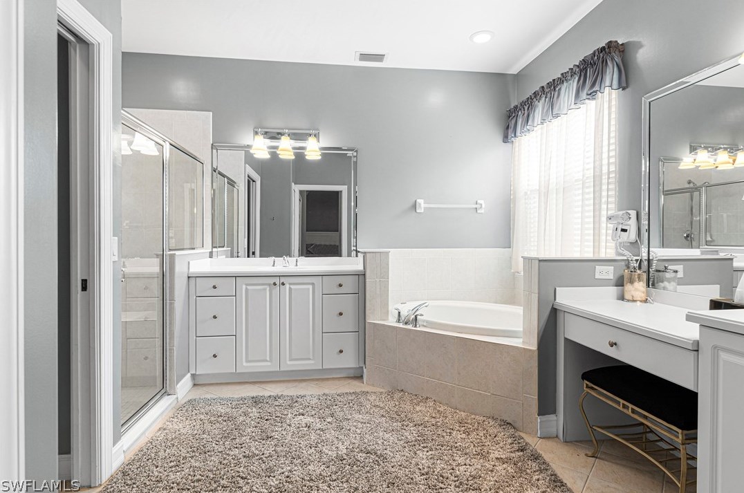 10508 Bella Vis Dr, Fort Myers FL 33913-7005 exterior