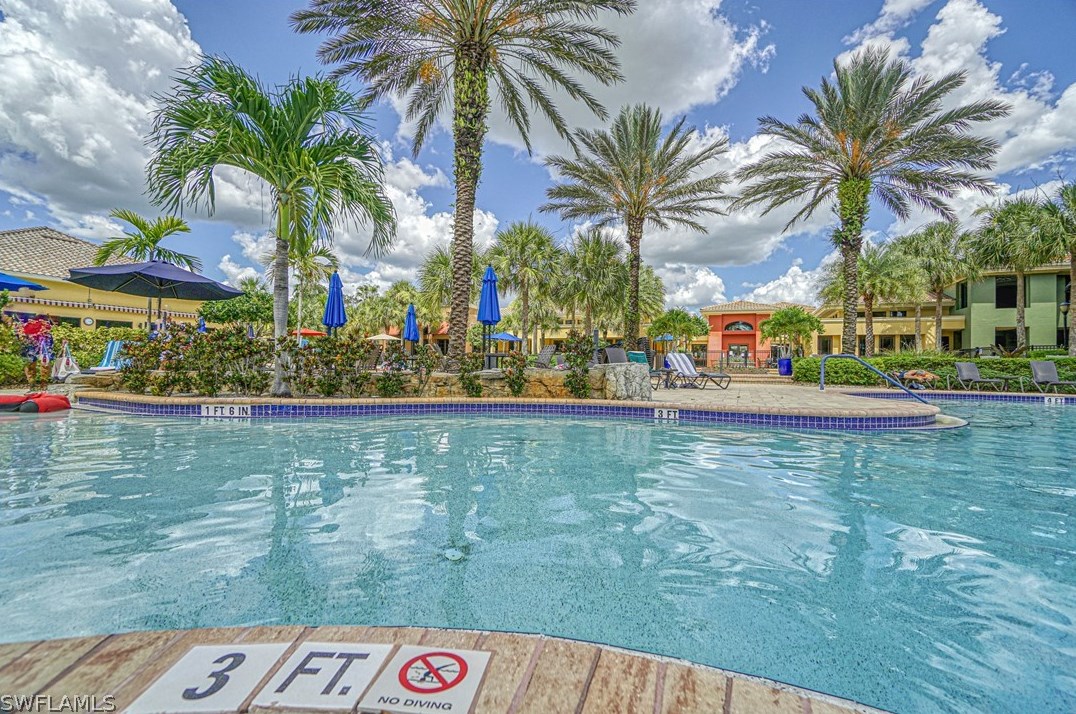 10508 Bella Vis Dr, Fort Myers FL 33913-7005 exterior