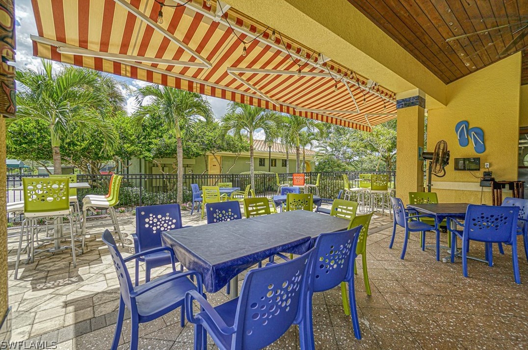 10508 Bella Vis Dr, Fort Myers FL 33913-7005 exterior