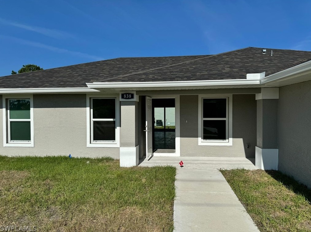 838 Columbus Blvd S, Lehigh Acres, FL 33974