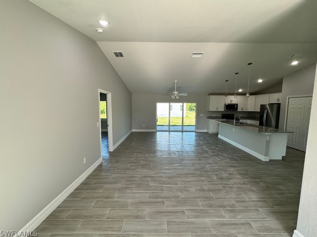 838 Columbus Blvd, Lehigh Acres FL  33974-4733 exterior