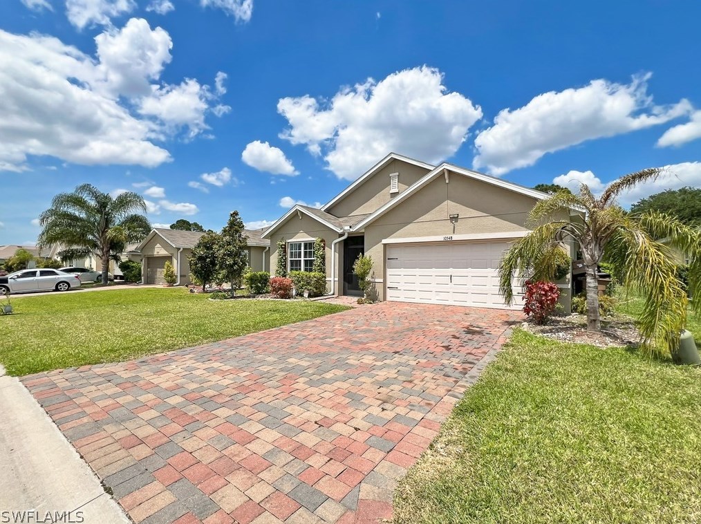 10548 Canal Brook Ln, Lehigh Acres, FL