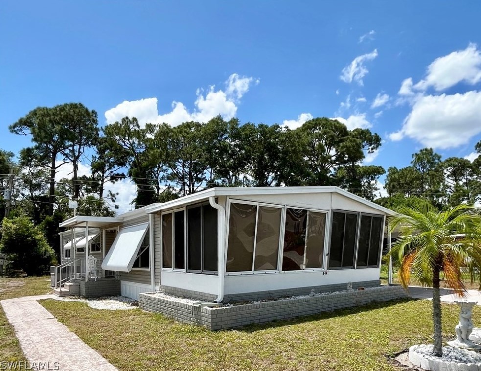 349 Shrub Ln, Fort Myers, FL 33917-7419