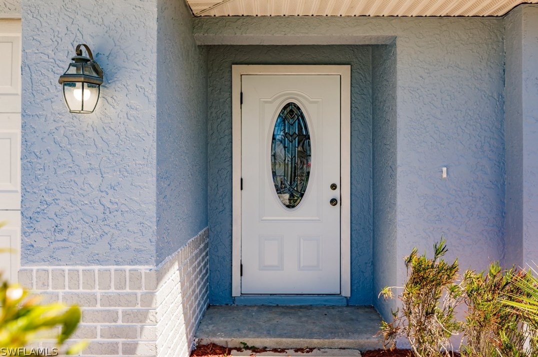 2217 Ne 3rd St, Cape Coral, FL 33909