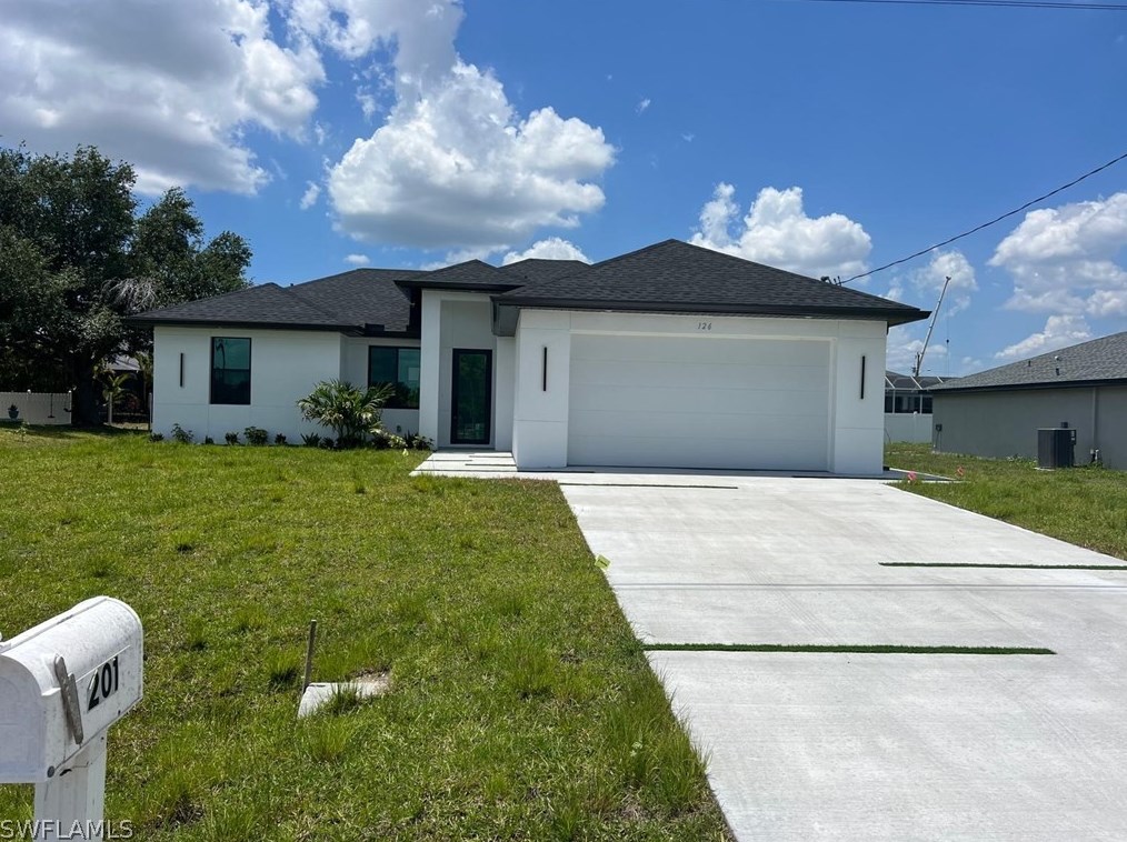 126 3rd Pl, Cape Coral, FL 33990-0010