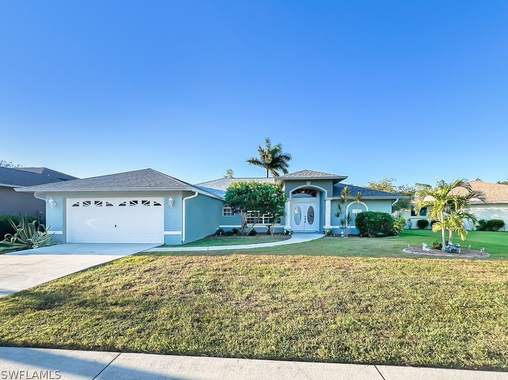 7631 Woodland Bend Cir, Fort Myers, FL 33912-5631