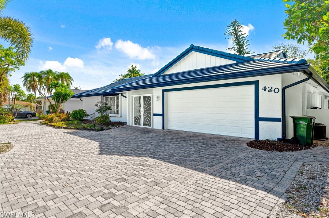 420 Collier Blvd, Marco Island, FL 34145-2454