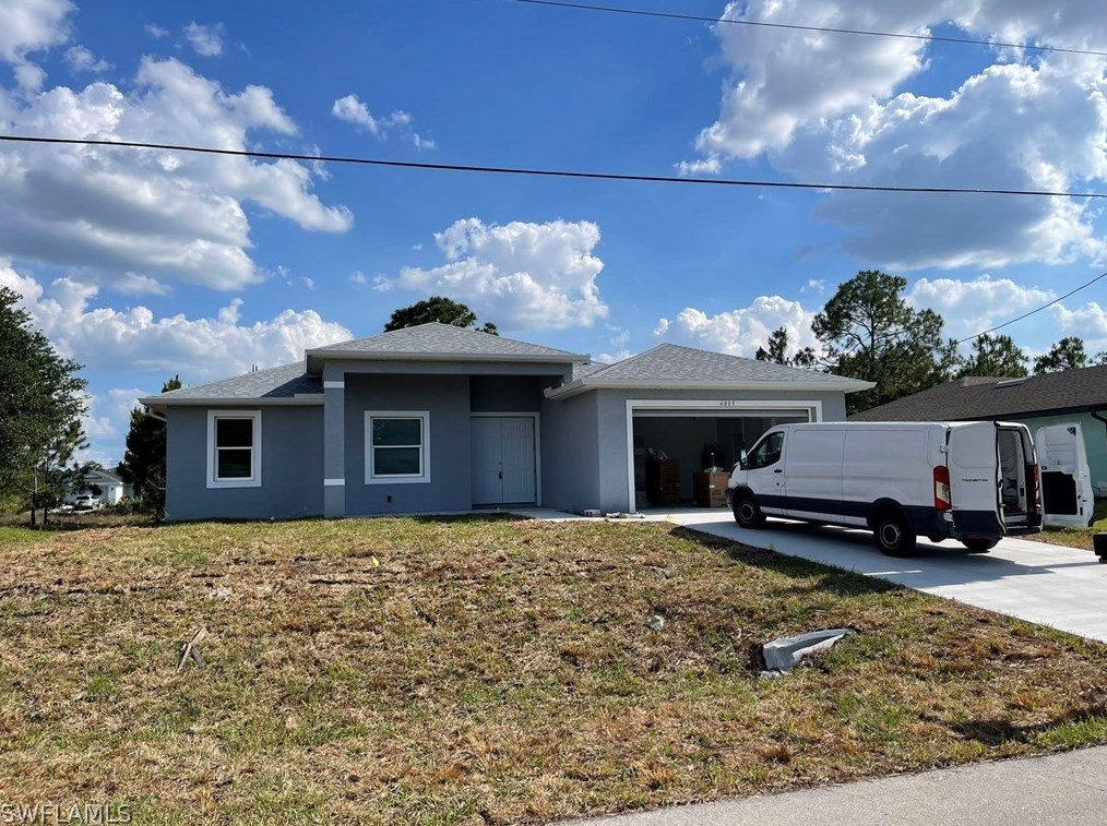 4005 2nd St Sw, Lehigh Acres, FL 33976