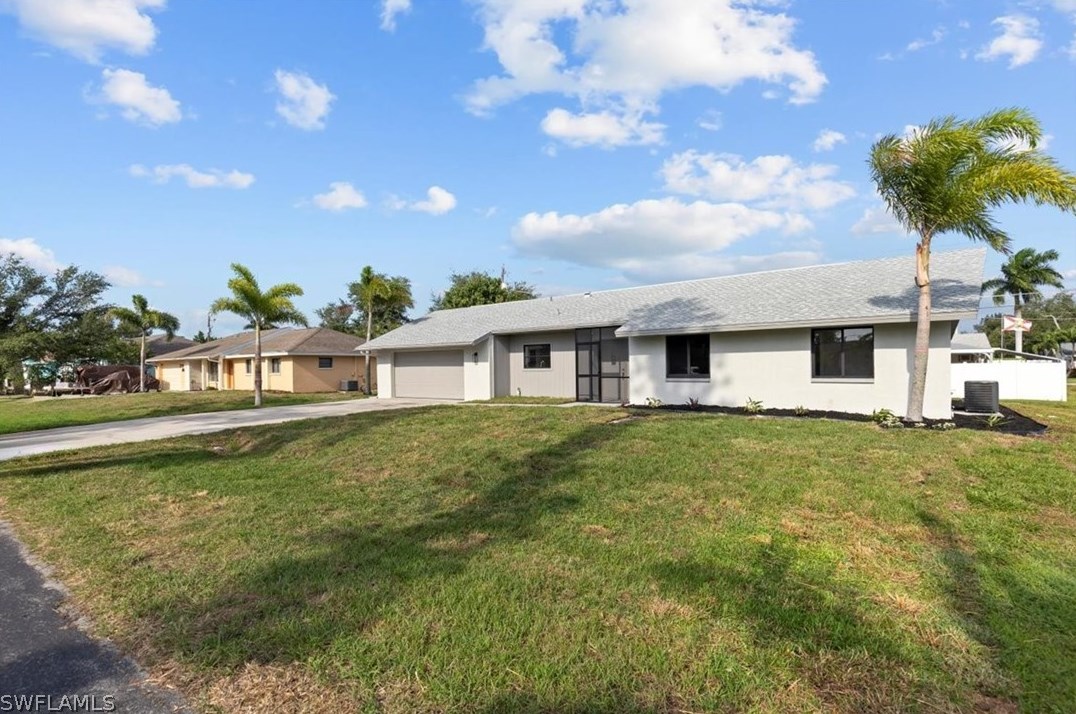 16030 Carver Gardens Dr, Fort Myers, FL 33908-3253