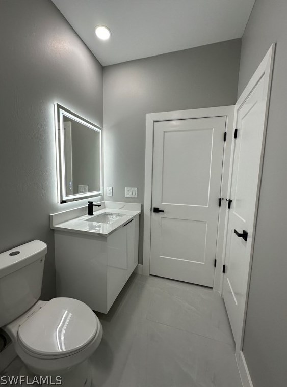 525 Abbott Ave, Lehigh Acres FL 33972 exterior