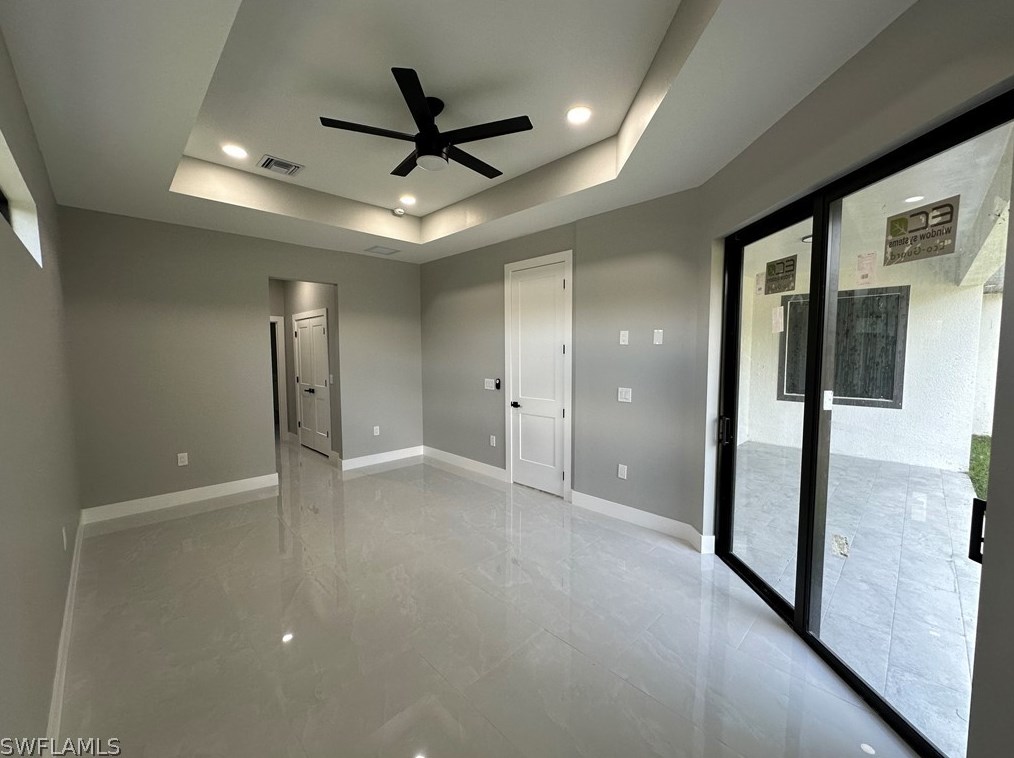 525 Abbott Ave, Lehigh Acres FL 33972 exterior