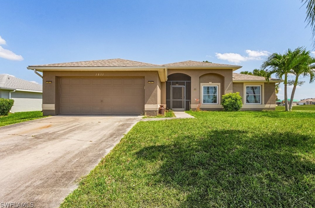 1811 38th Ter, Cape Coral, FL 33909-7380