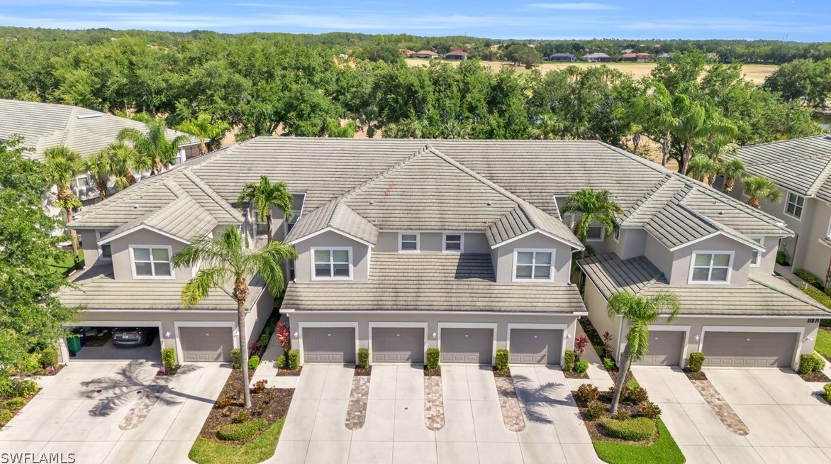 11971 Champions Green Way, Fort Myers, FL 33913-8397